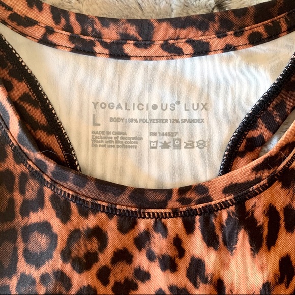 Cheetah print Yogalicious cropped workout tank top - Picture 3 of 10